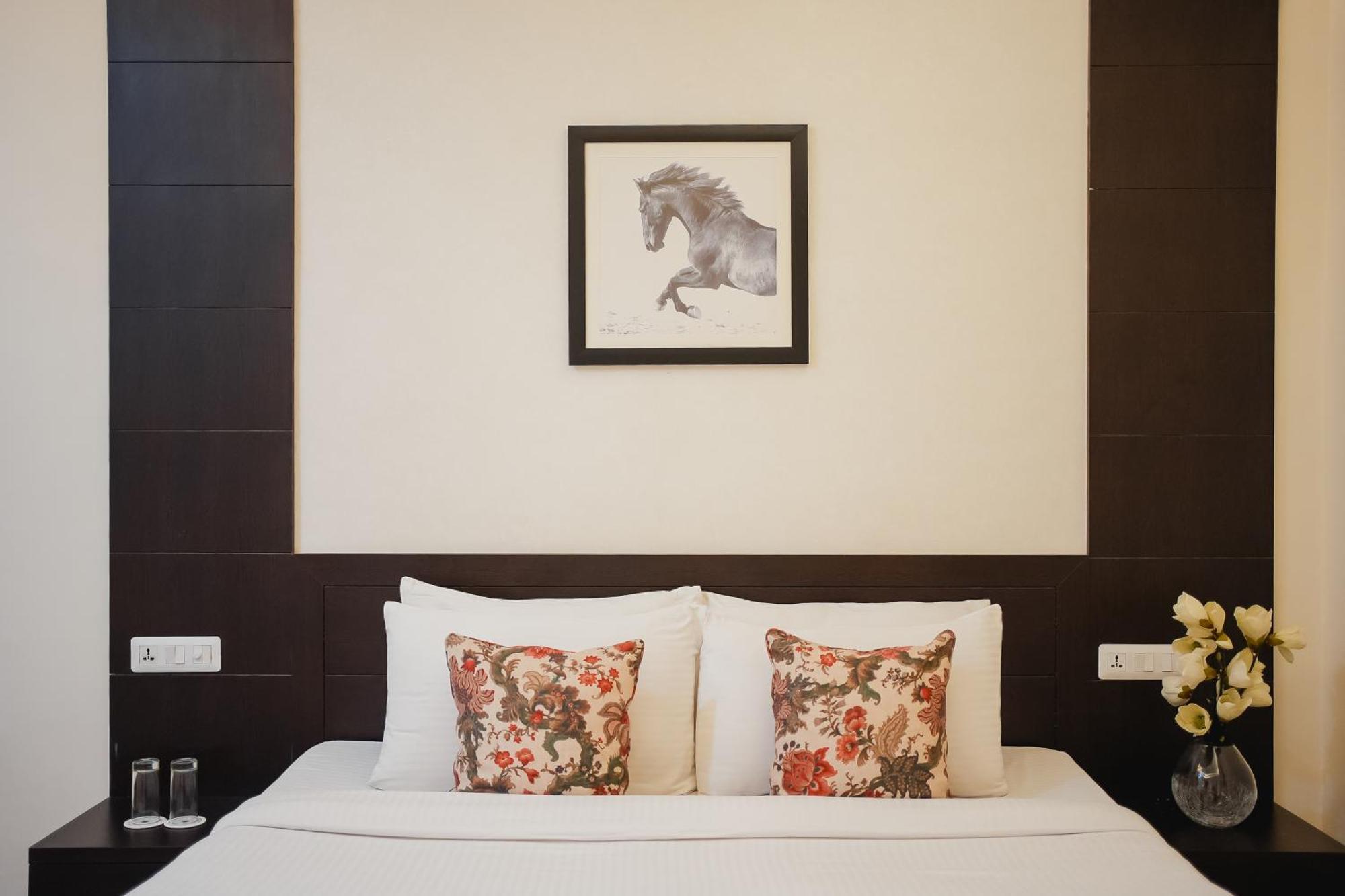 Silver Leaf Apartments Amritsar Esterno foto
